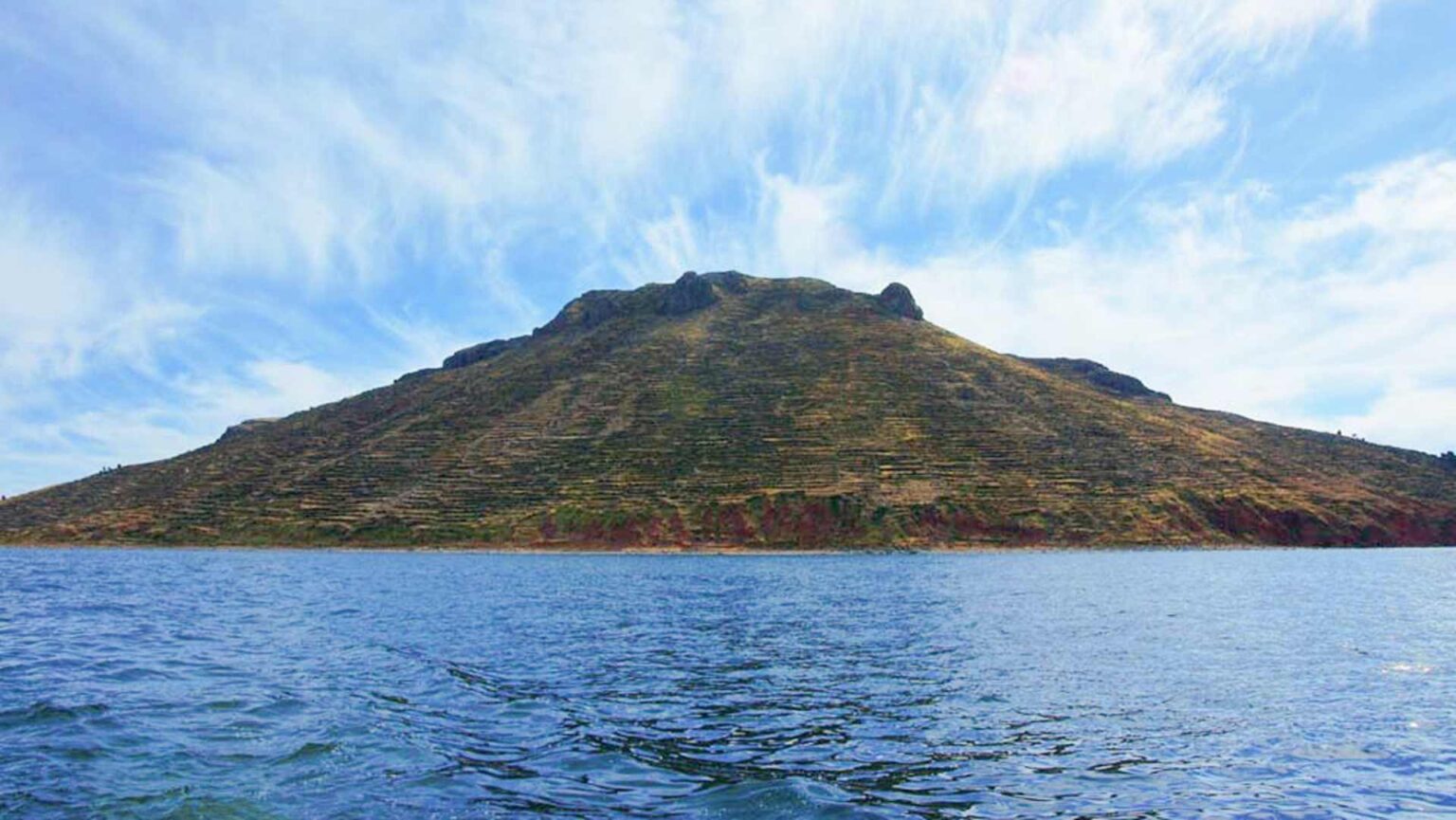 Amantani-Classic-Tour-Puno